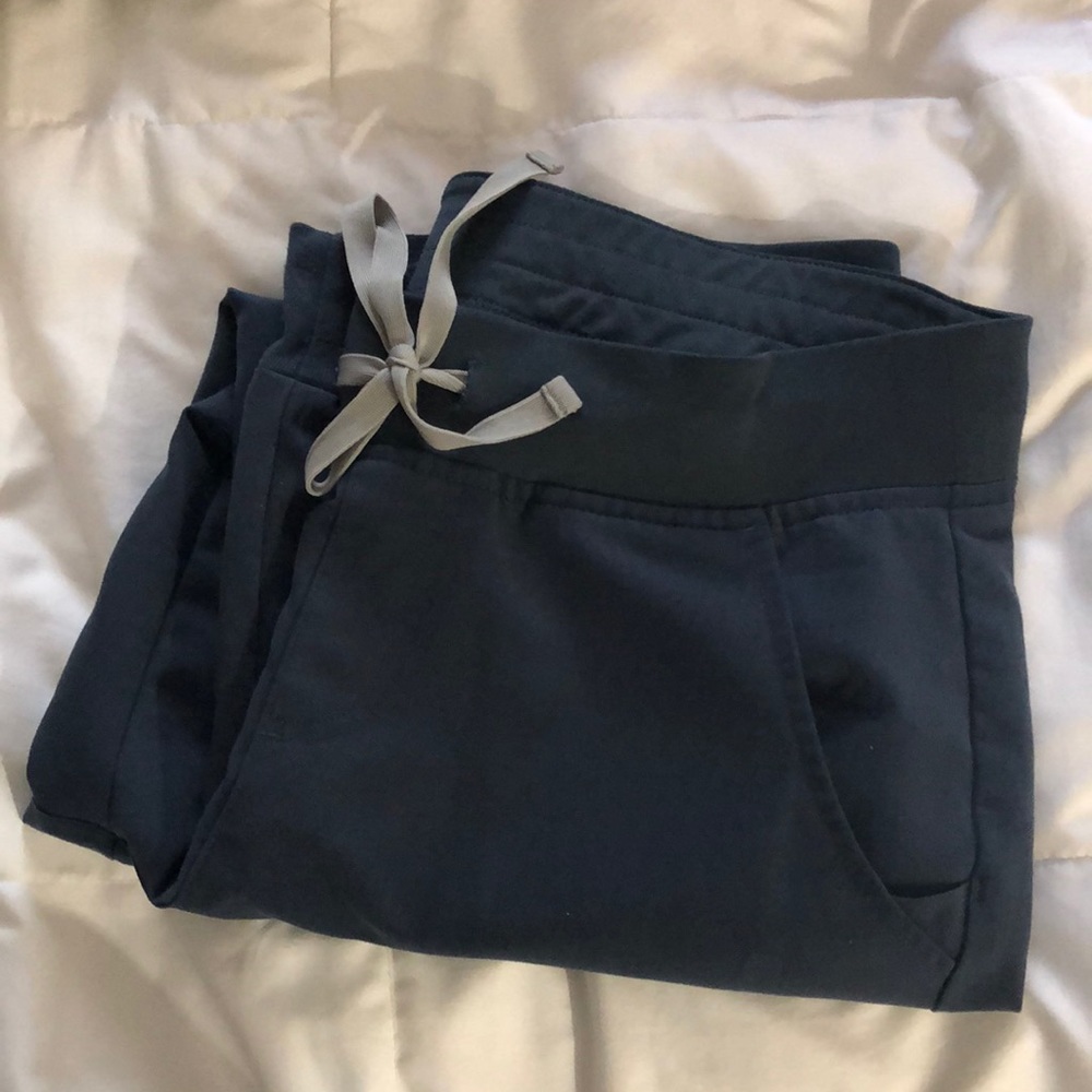 Figs Dark Harbor Zamora Joggers in Medium